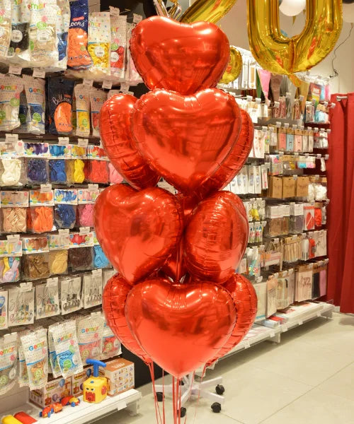 Bouquet de ballons cœur rouge en aluminium gonflés à l’hélium pour Saint-Valentin ou mariage